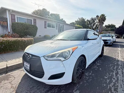 2012 Hyundai Veloster Coupe 3D