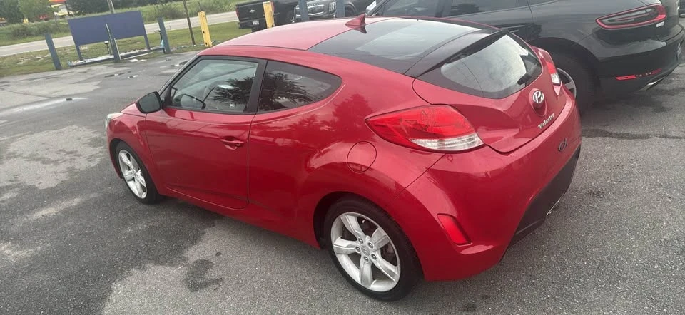 2012 Hyundai Veloster - Image 3 of 8