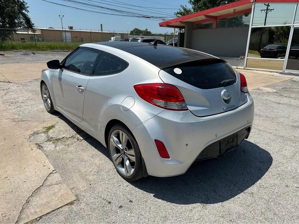 2012 Hyundai Veloster - Image 7 of 12