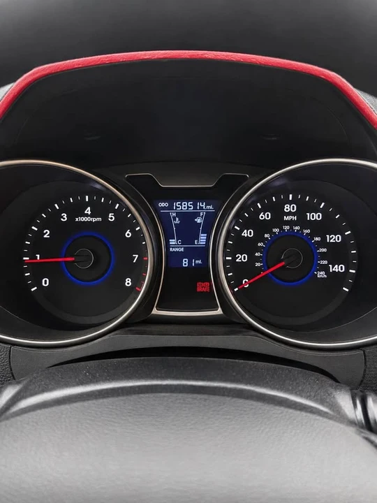 2012 Hyundai Veloster - Image 4 of 9