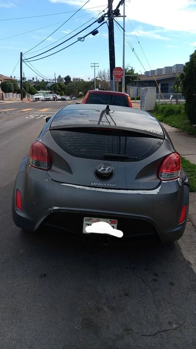 2012 Hyundai Veloster - Image 4 of 9