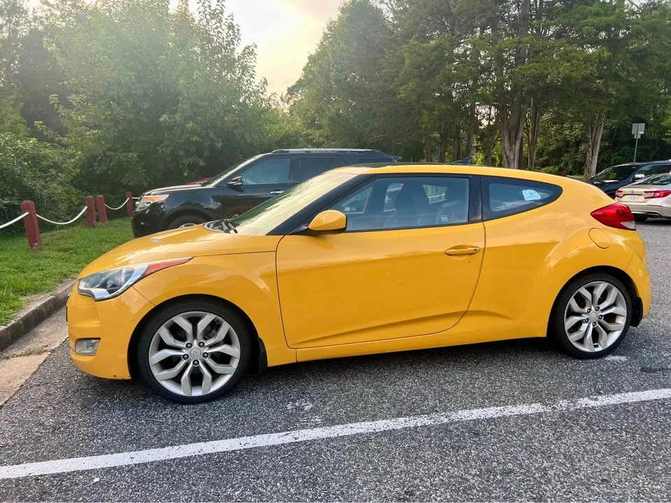 2012 Hyundai Veloster - Image 6 of 8