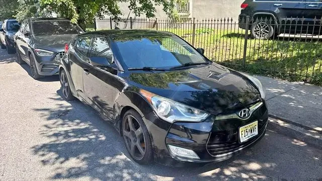 2012 Hyundai Veloster Coupe 3D