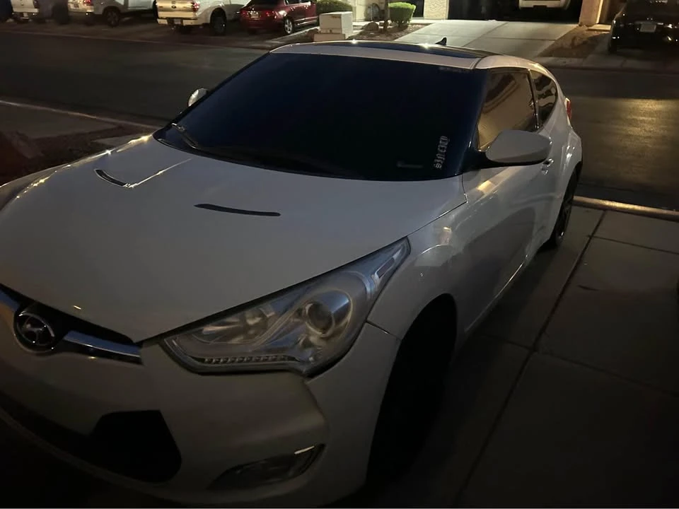 2012 Hyundai Veloster - Image 2 of 4