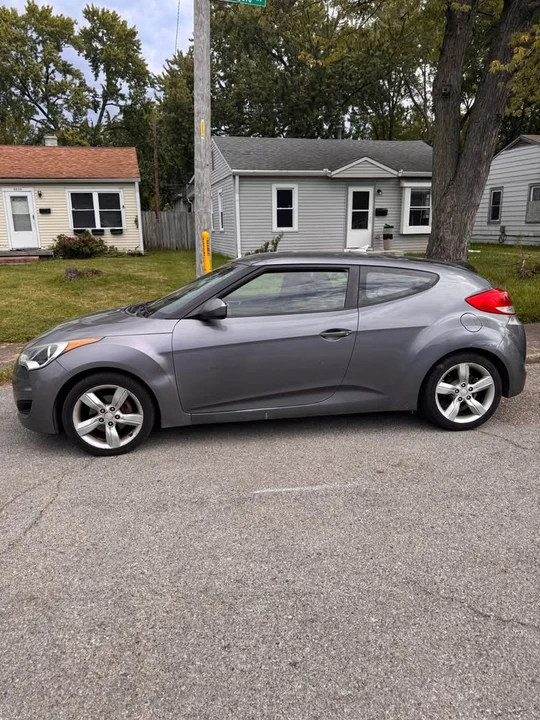 2012 Hyundai Veloster - Image 5 of 12
