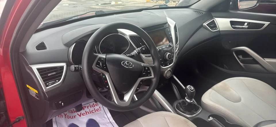 2012 Hyundai Veloster - Image 5 of 8