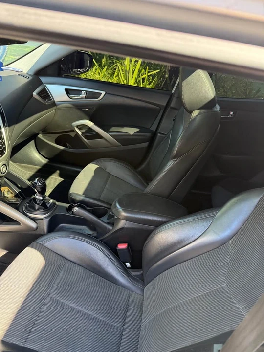 2012 Hyundai Veloster - Image 10 of 10