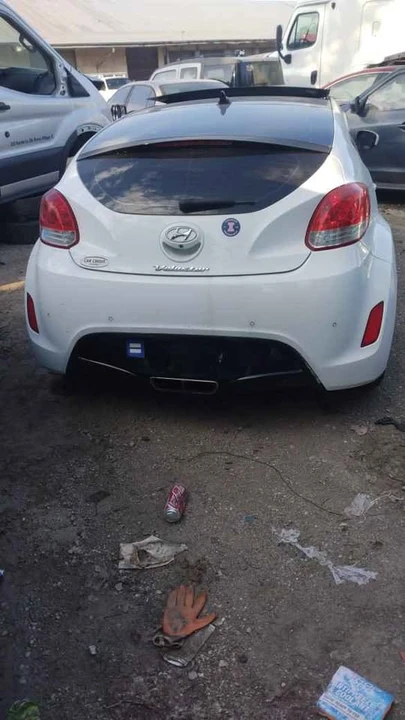 2012 Hyundai Veloster - Image 3 of 9