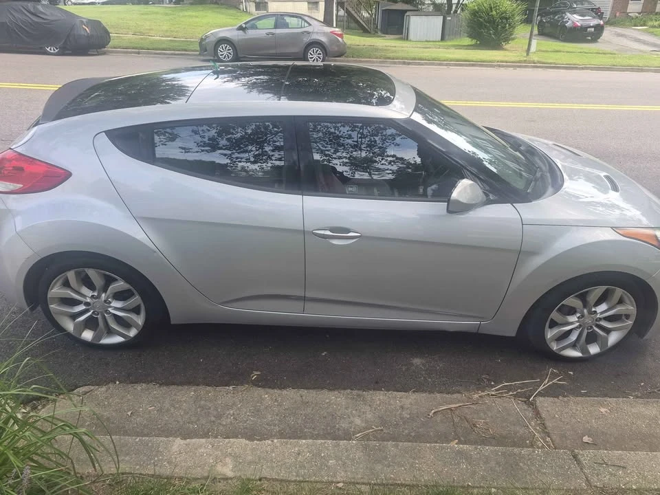 2012 Hyundai Veloster - Image 5 of 13