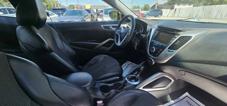 2012 Hyundai Veloster - Image 7 of 9