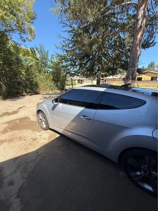 2012 Hyundai Veloster - Image 8 of 10