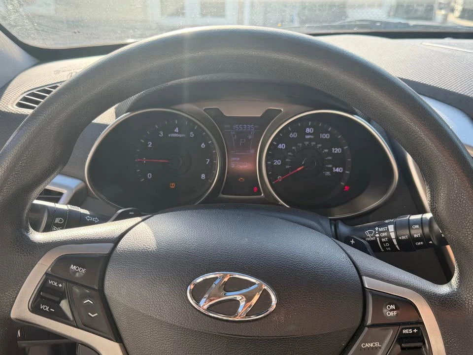 2012 Hyundai Veloster - Image 7 of 11