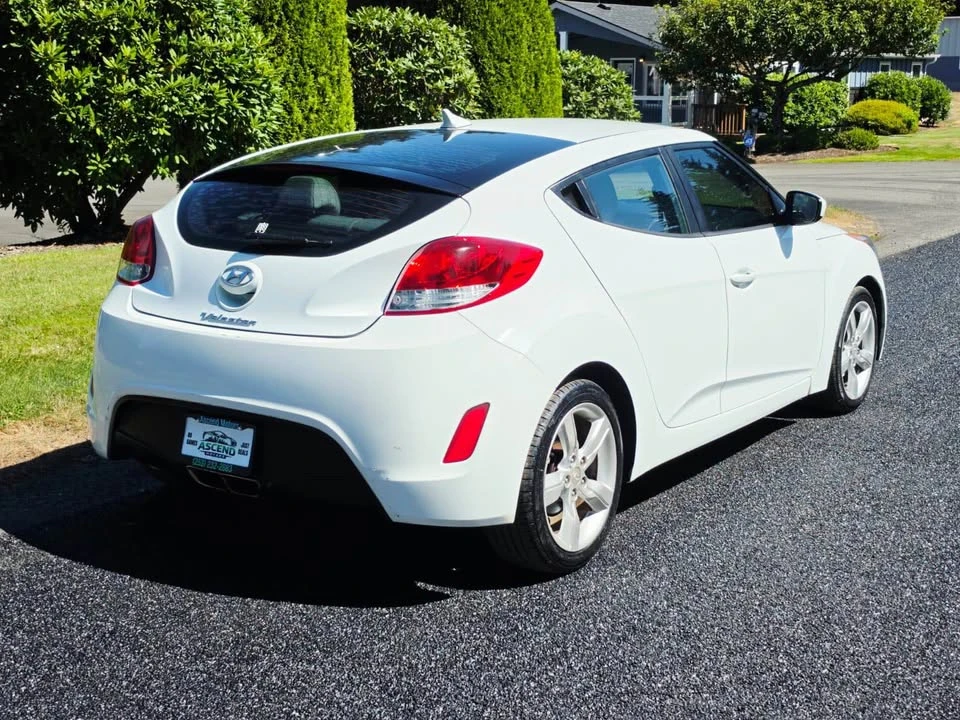 2012 Hyundai Veloster - Image 5 of 17