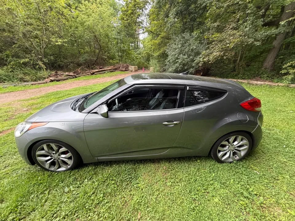 2012 Hyundai Veloster - Image 8 of 13