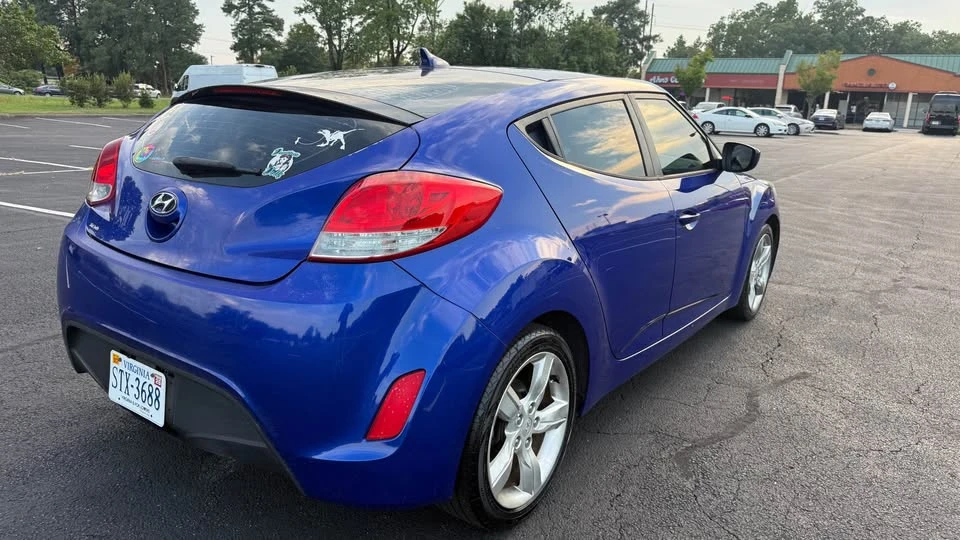 2012 Hyundai Veloster - Image 3 of 15