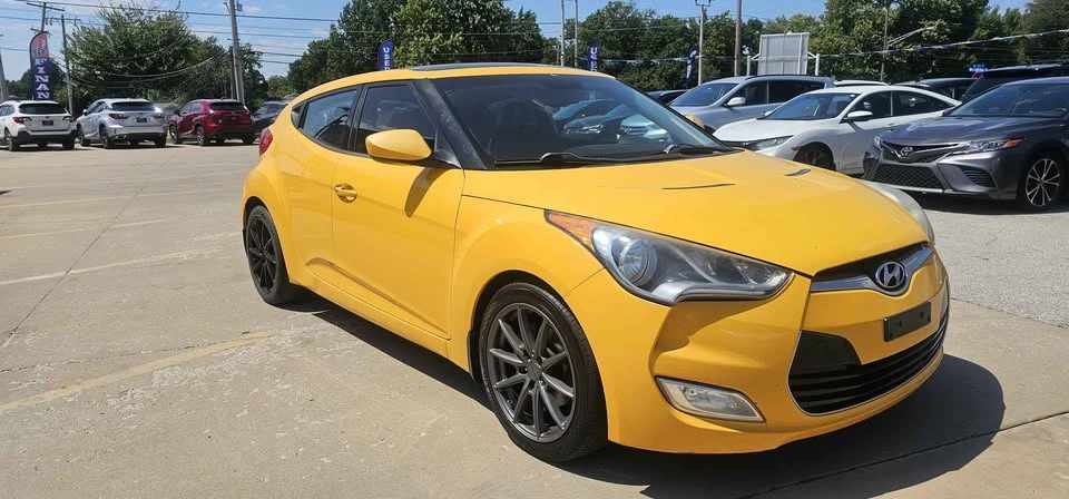 2012 Hyundai Veloster - Image 3 of 9