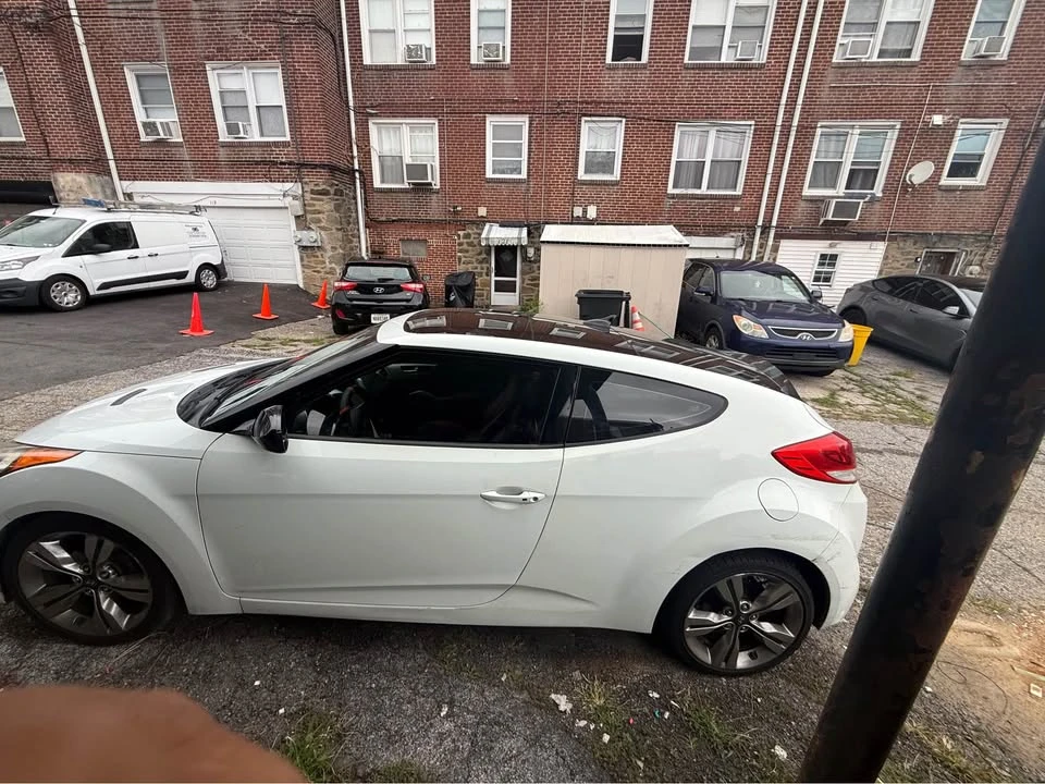2012 Hyundai Veloster - Image 4 of 7