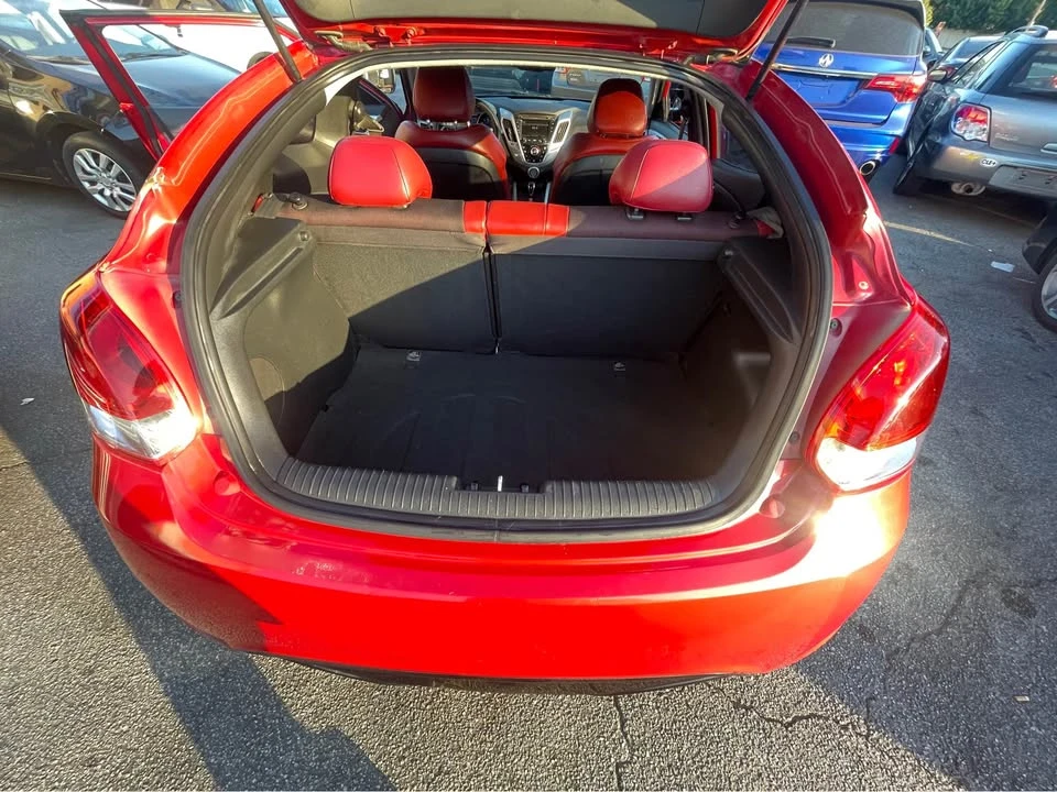 2012 Hyundai Veloster - Image 18 of 19