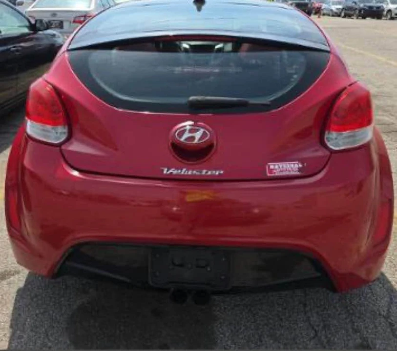 2012 Hyundai Veloster - Image 2 of 8
