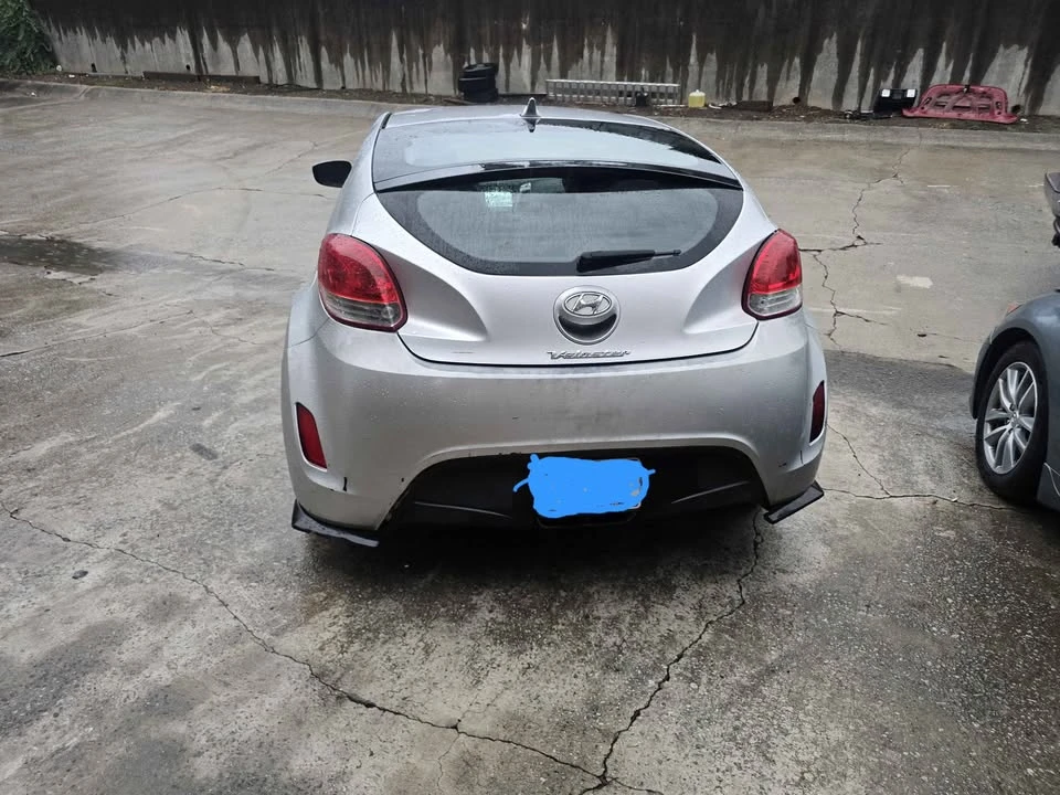 2012 Hyundai Veloster - Image 7 of 10