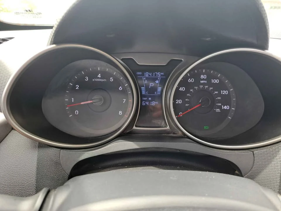 2012 Hyundai Veloster - Image 3 of 4