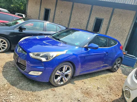 2012 Hyundai Veloster Coupe 3D