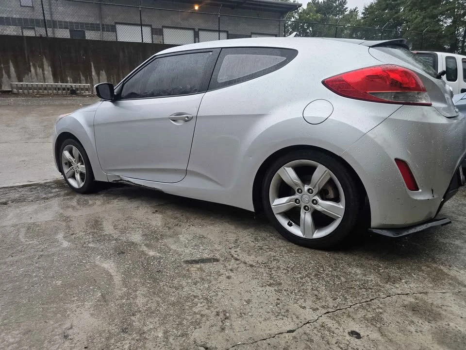 2012 Hyundai Veloster - Image 8 of 10