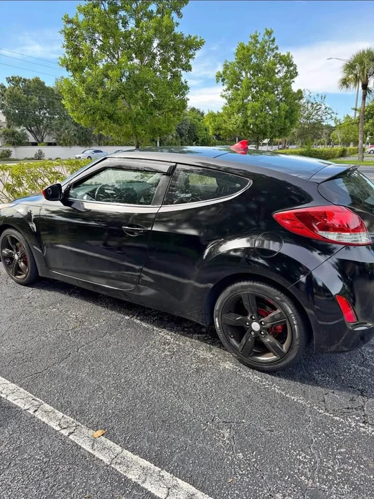 2012 Hyundai Veloster - Image 3 of 11
