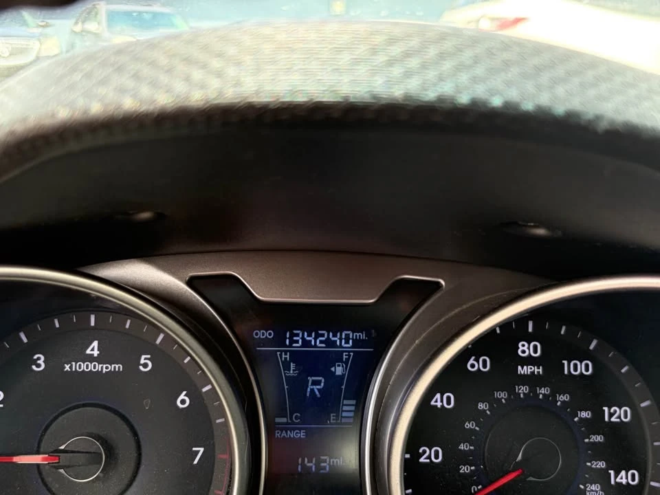 2012 Hyundai Veloster - Image 8 of 10