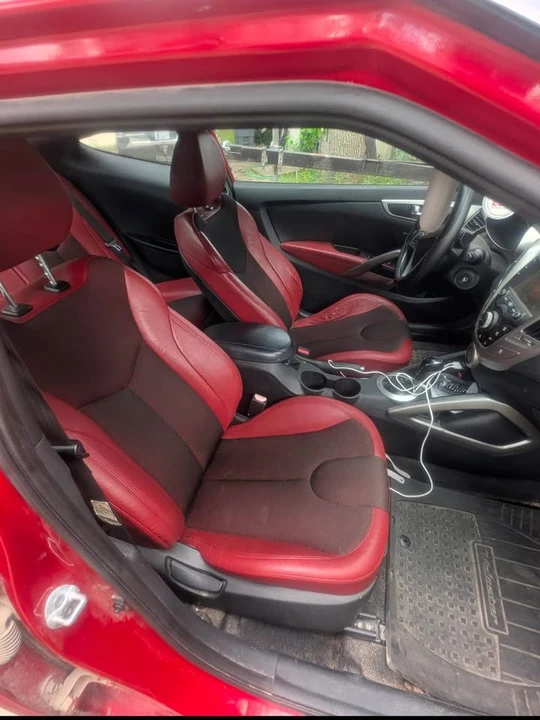2012 Hyundai Veloster - Image 6 of 7