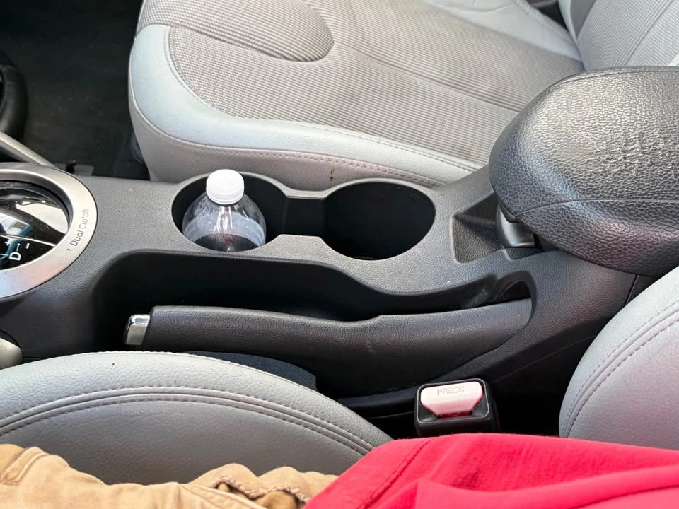 2012 Hyundai Veloster - Image 10 of 10