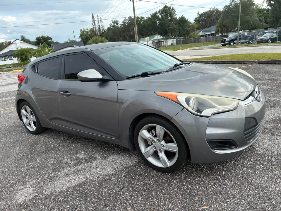 2012 Hyundai Veloster - Image 7 of 13