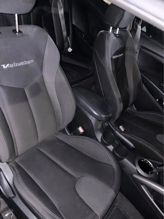 2012 Hyundai Veloster - Image 6 of 11