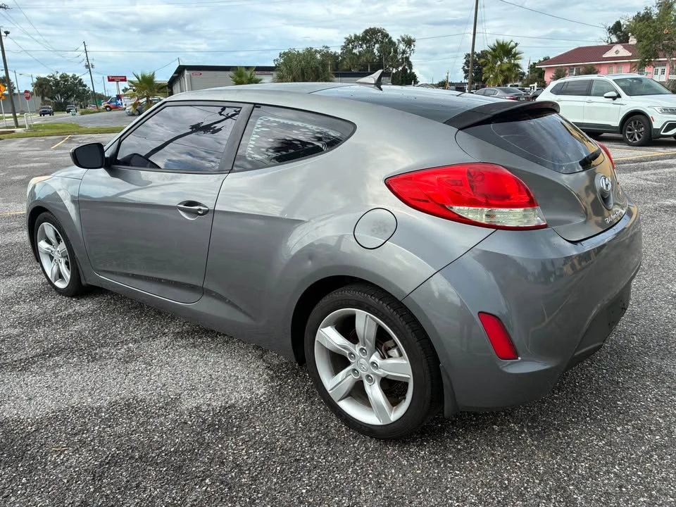 2012 Hyundai Veloster - Image 3 of 13