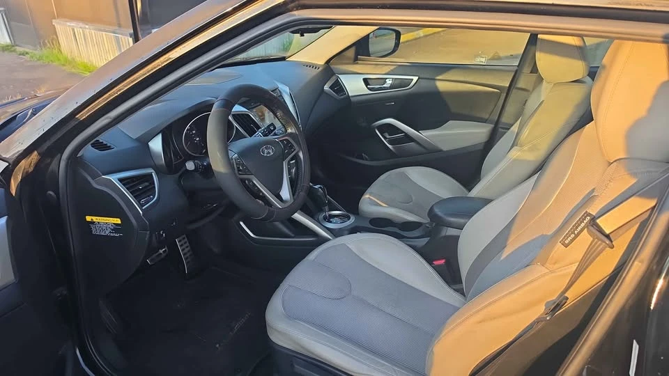 2012 Hyundai Veloster - Image 8 of 8