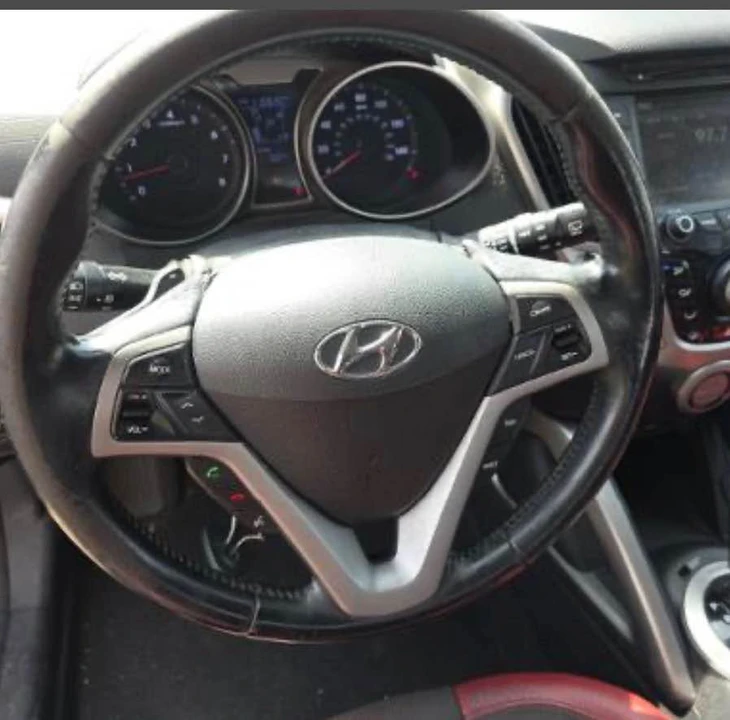 2012 Hyundai Veloster - Image 3 of 8