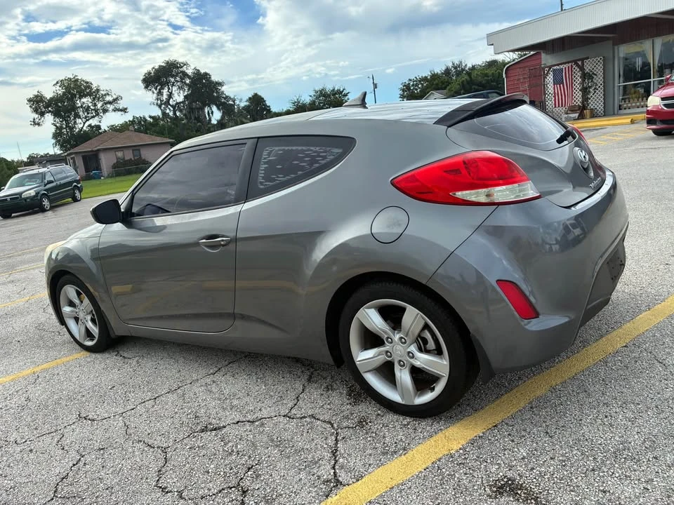 2012 Hyundai Veloster - Image 6 of 13