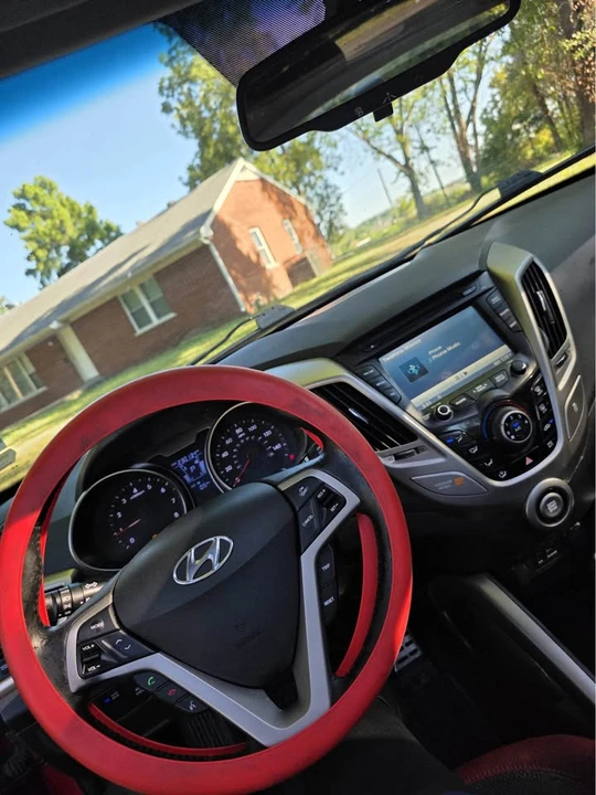 2012 Hyundai Veloster - Image 13 of 16