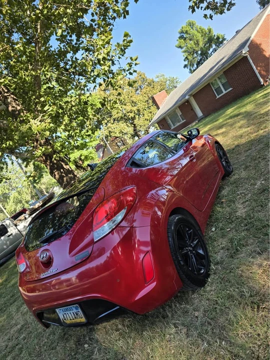 2012 Hyundai Veloster - Image 10 of 16