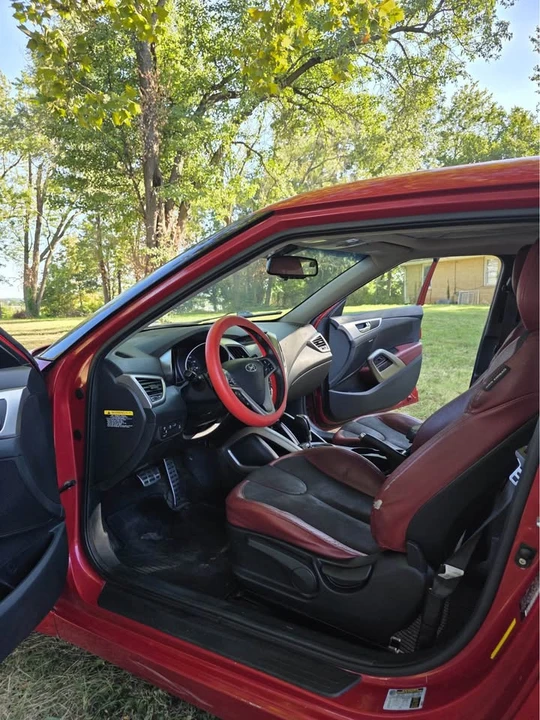 2012 Hyundai Veloster - Image 9 of 16