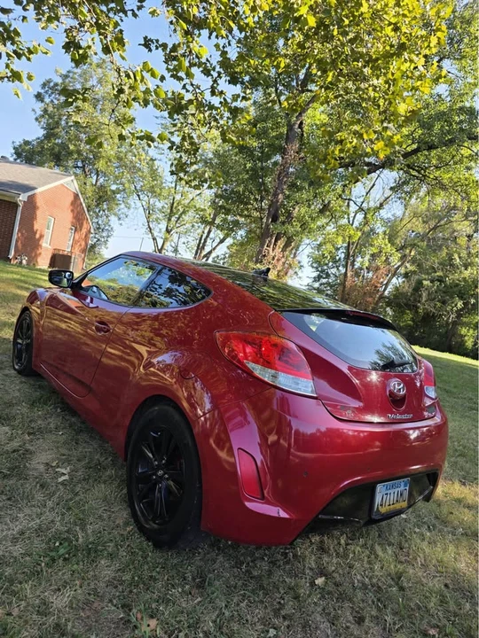 2012 Hyundai Veloster - Image 3 of 16