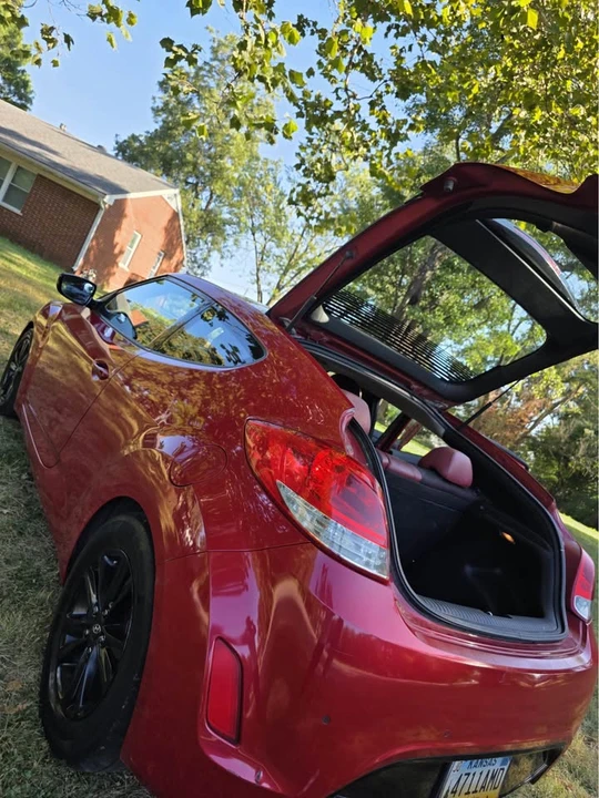 2012 Hyundai Veloster - Image 11 of 16