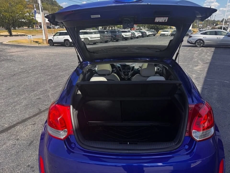 2012 Hyundai Veloster - Image 7 of 18