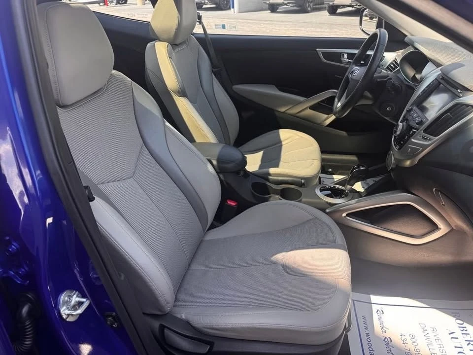 2012 Hyundai Veloster - Image 13 of 18