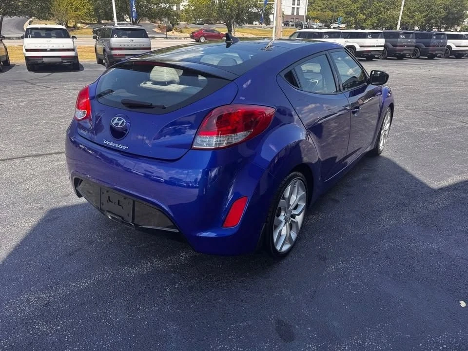 2012 Hyundai Veloster - Image 4 of 18