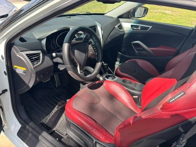 2012 Hyundai Veloster - Image 8 of 10