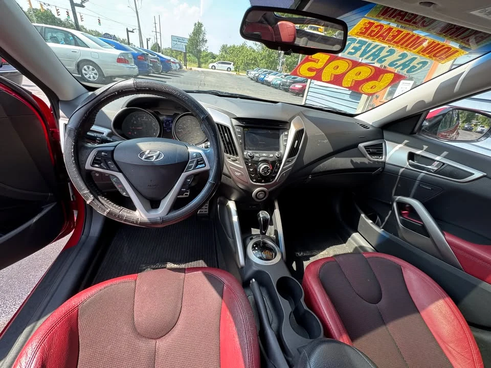 2012 Hyundai Veloster - Image 10 of 12