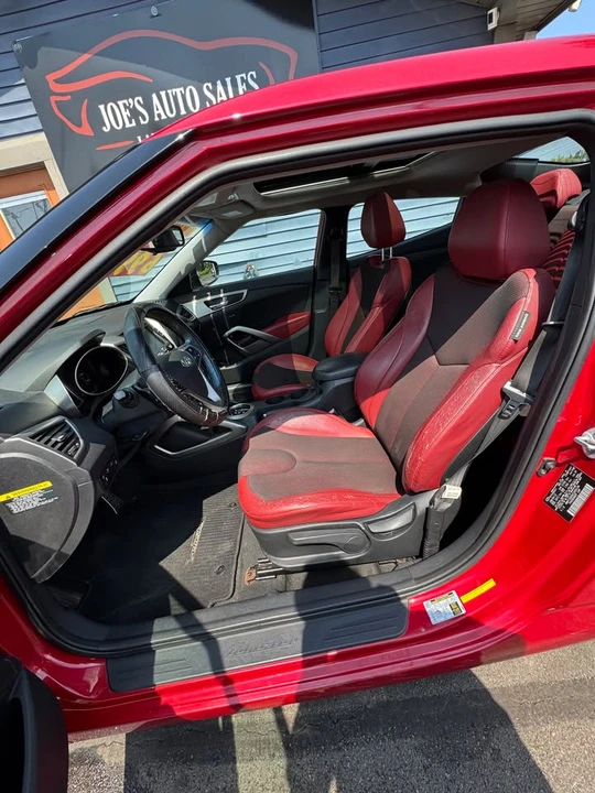 2012 Hyundai Veloster - Image 8 of 12