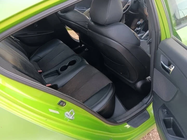 2012 Hyundai Veloster - Image 10 of 14