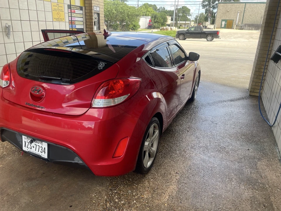 2012 Hyundai Veloster - Image 2 of 13